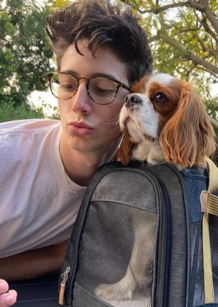 Milo Manheim photo