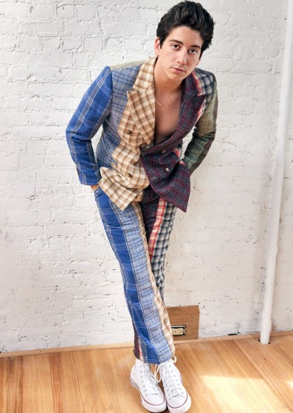 Milo Manheim photo