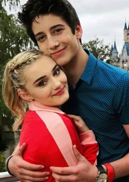 Milo Manheim photo