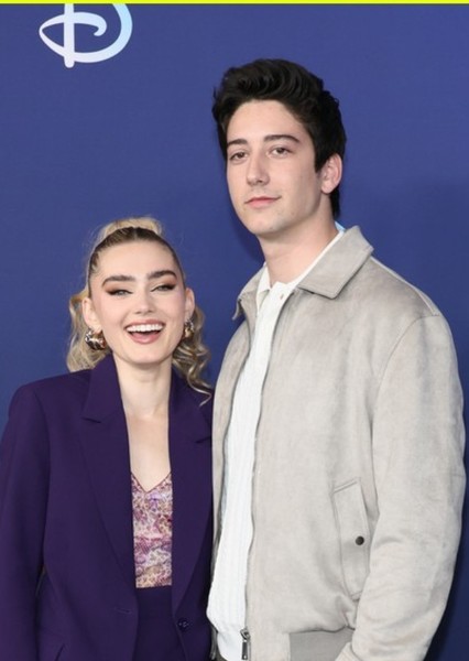 Milo Manheim photo