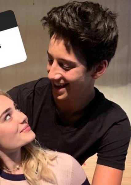 Milo Manheim photo