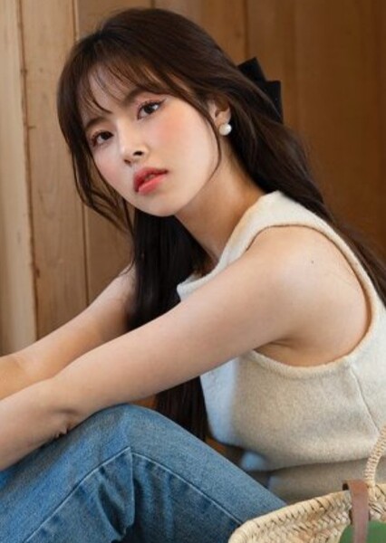 Min Do-hee photo