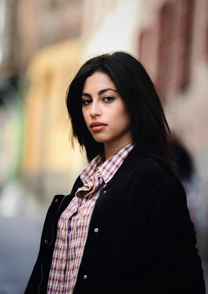 Mina El Hammani photo