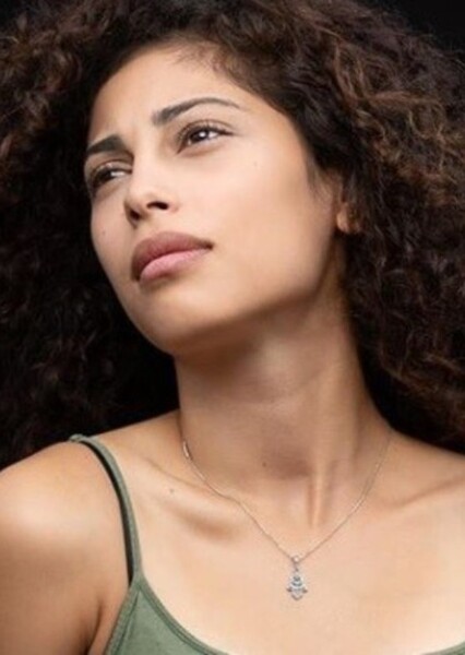 Mina El Hammani photo