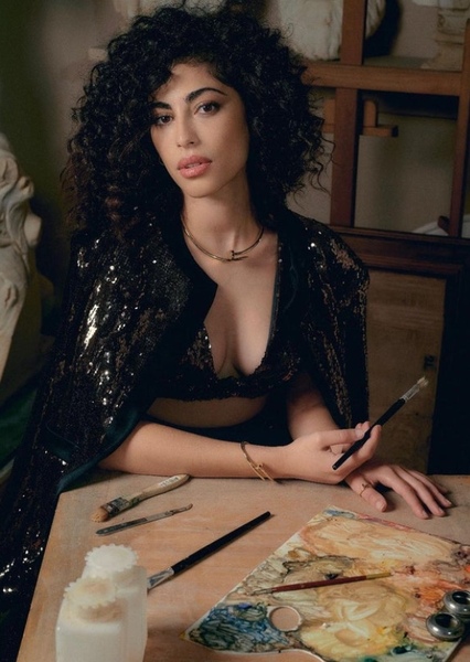 Mina El Hammani photo