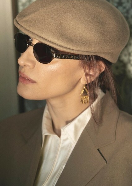 Mina Sadati photo