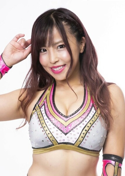 Mina Shirakawa