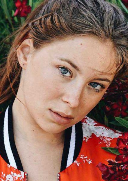 Mina Sundwall photo