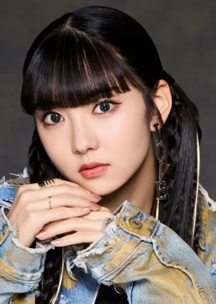 Minami Hishida photo