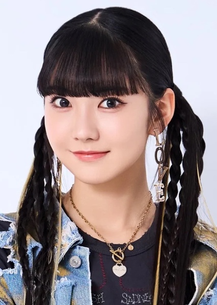 Minami Hishida photo