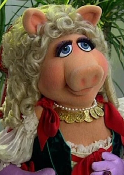 Miss Piggy photo