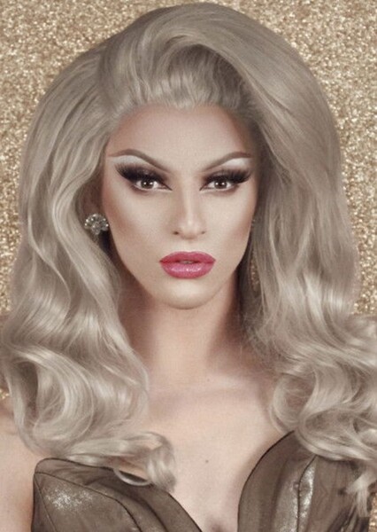 Miz Cracker photo