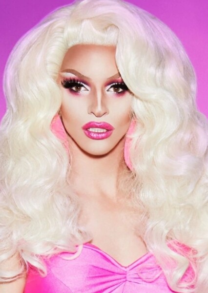 Miz Cracker photo