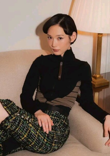 Moeka Hoshi photo