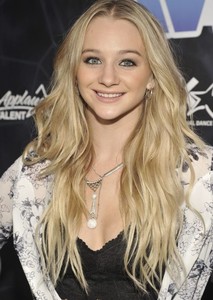 Mollee Gray