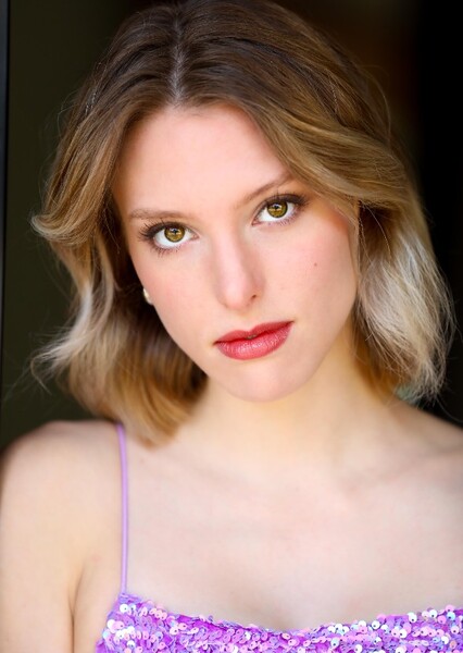 Molly Anderson photo