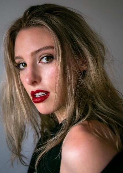 Molly Anderson photo