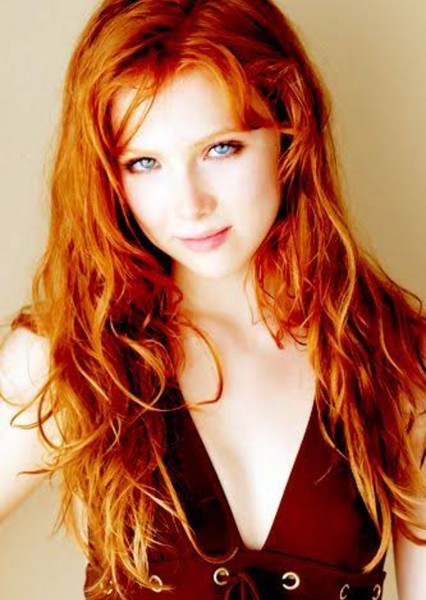 Molly C. Quinn