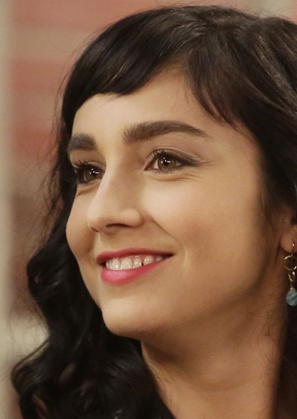 Molly Ephraim photo