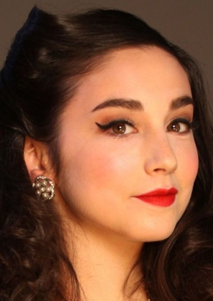 Molly Ephraim photo