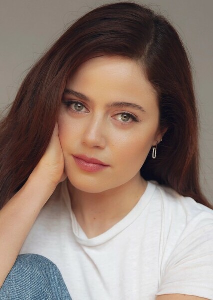 Molly Gordon