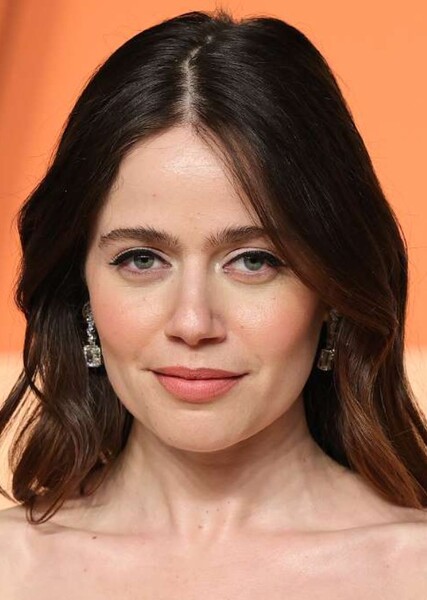 Molly Gordon