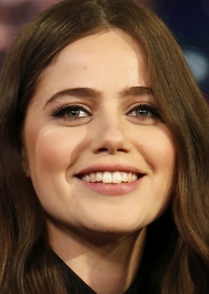 Molly Gordon photo