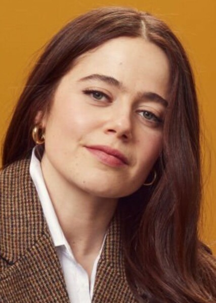 Molly Gordon