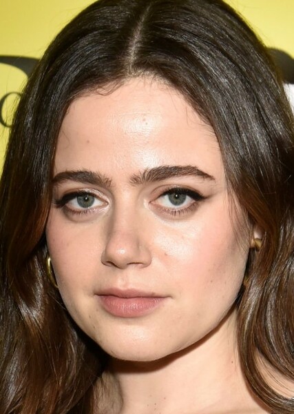 Molly Gordon photo