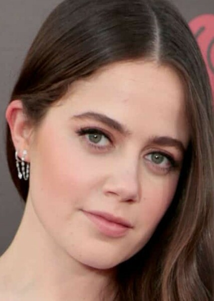 Molly Gordon photo