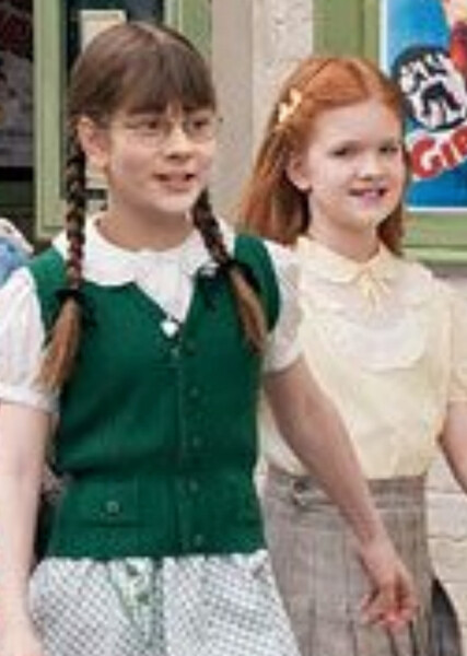 Molly McIntire and Emily Bennett photo