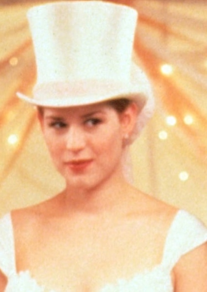 Molly Ringwald photo