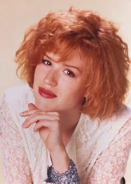 Molly Ringwald photo