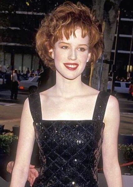 Molly Ringwald photo