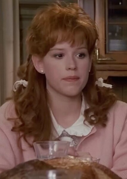 Molly Ringwald photo