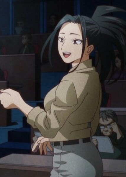 Momo Yaoyorozu photo