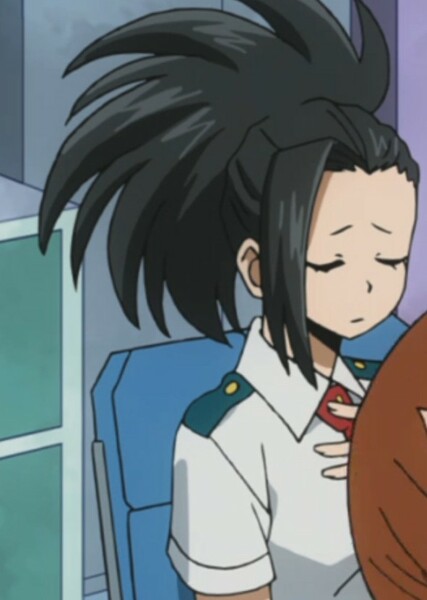 Momo Yaoyorozu photo