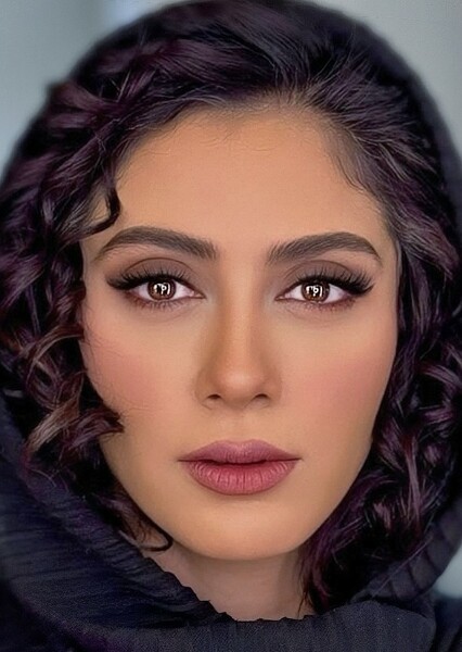 Mona Farjad
