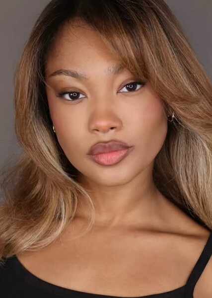 Mona Swain photo