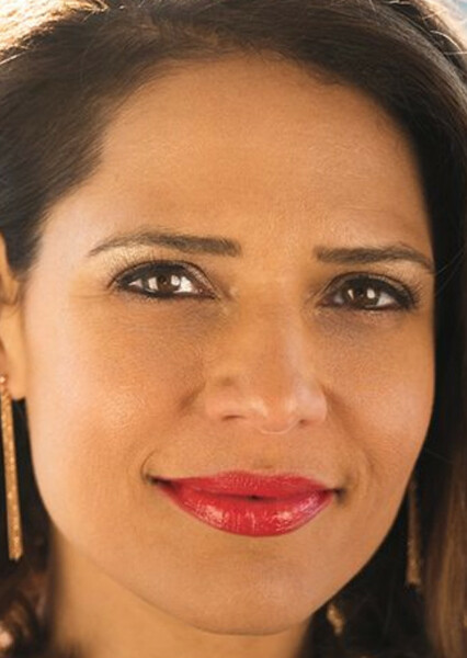 Monique Gabriela Curnen