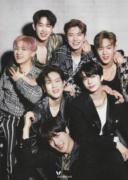 MONSTA X photo