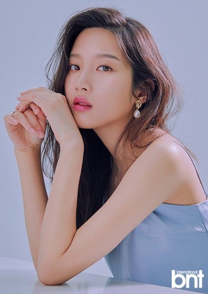 Moon Ga Young photo
