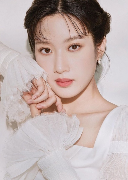 Moon Ga Young photo