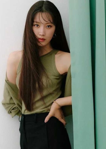Moon Ga Young photo