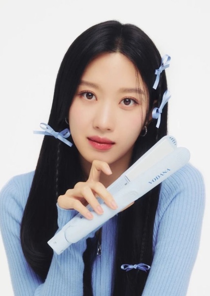 Moon Ga Young photo