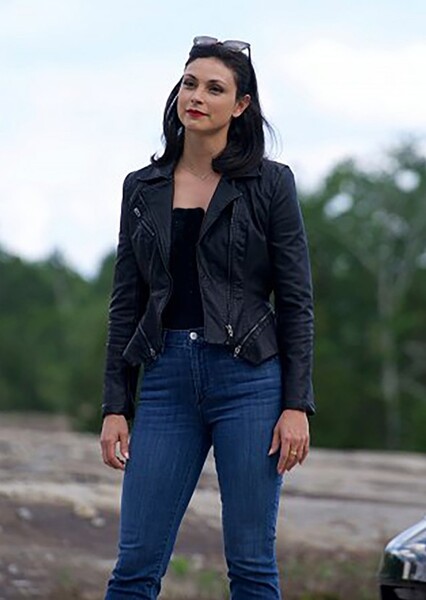 Morena Baccarin photo