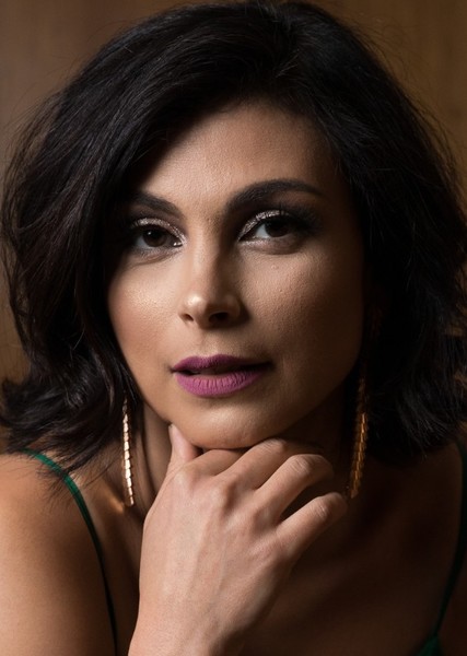 Morena Baccarin photo