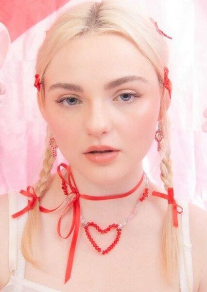 Morgan Lily photo