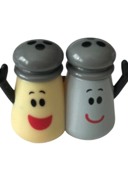 Mr. Salt and Mrs. Pepper