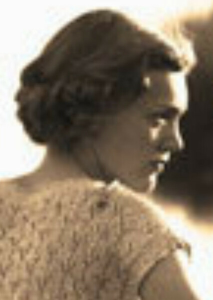 Mrs. de Winter photo